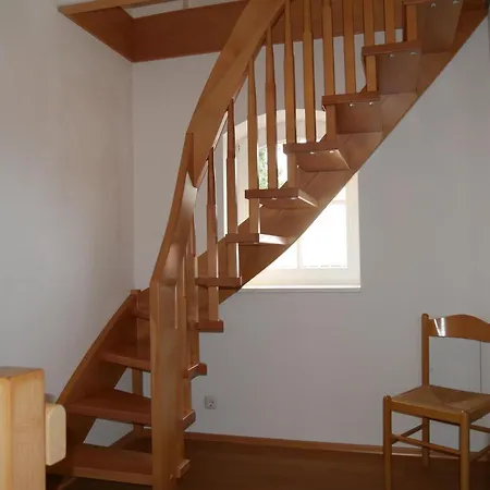 Lindenhof, 1, Giebel Apartment