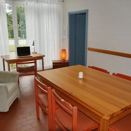 Lindenhof, 1, Giebel Apartment *