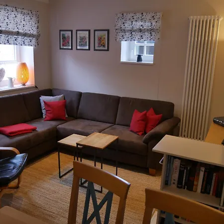 Apartment Lindenhof, 1, Giebel *