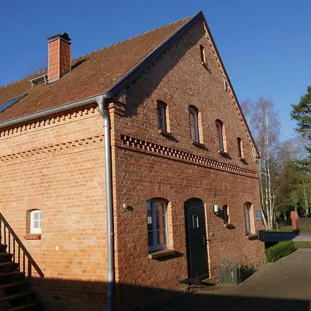 Apartment Lindenhof, 1, Giebel
